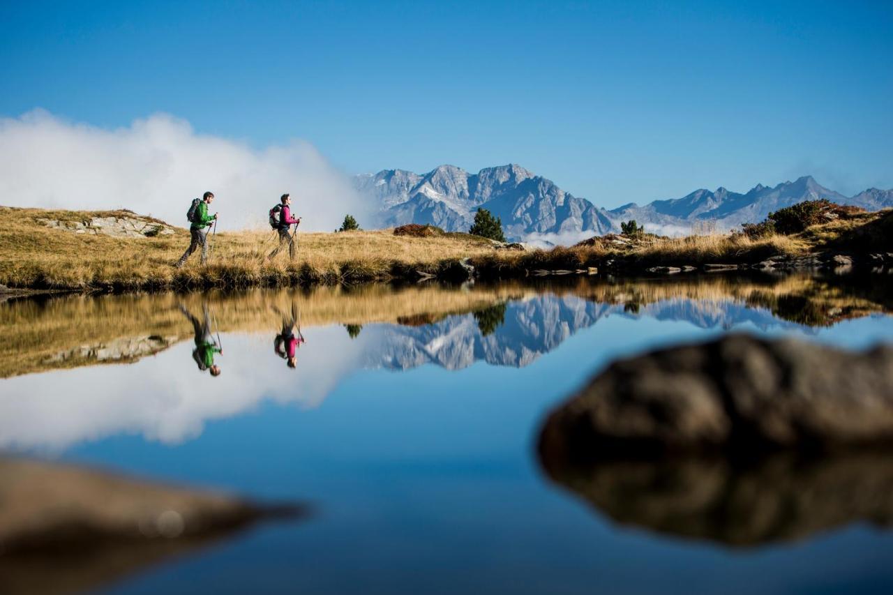 Hotel Fronza - Your Hike & Mountain Home Лутаго Екстериор снимка