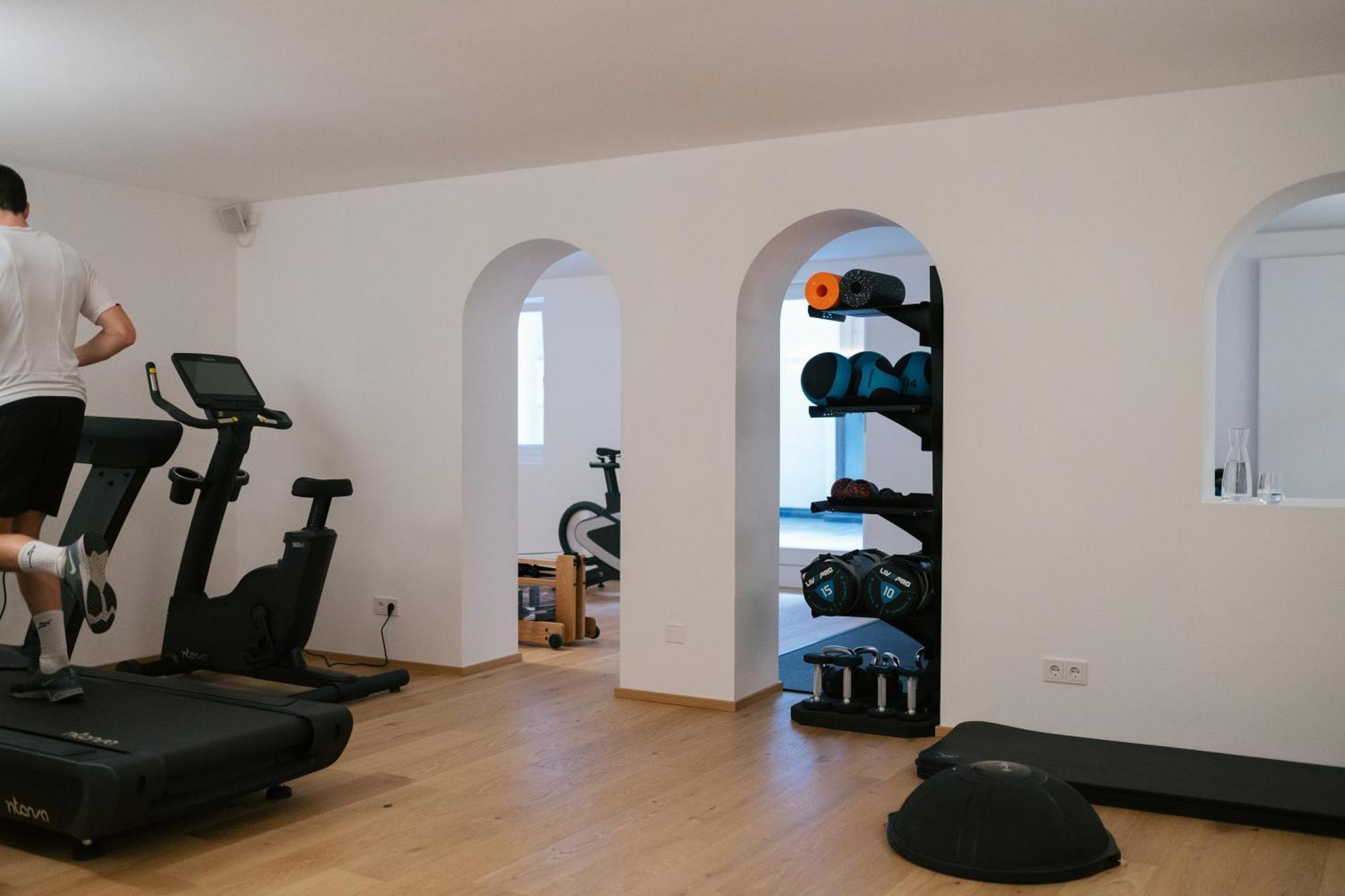 Hotel Fronza - Your Hike & Mountain Home Лутаго Екстериор снимка